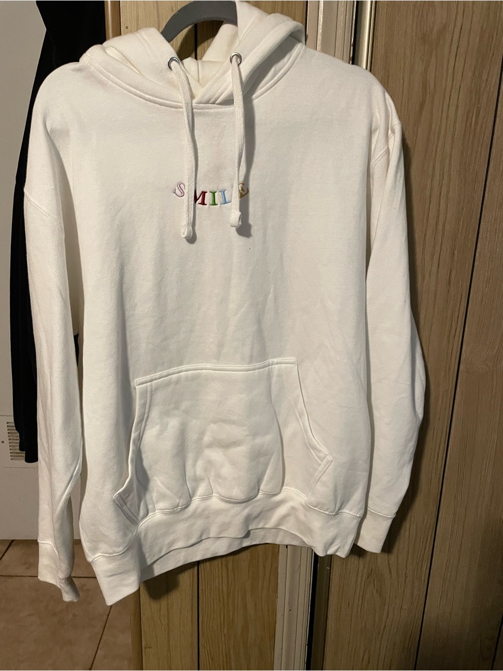 LIRA White Hoodie with Multicolor Embroidery Men’s Medium